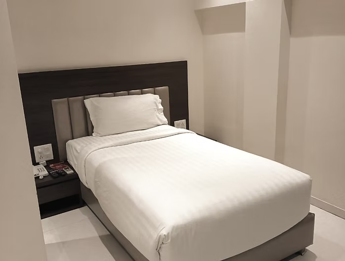 Cube Room